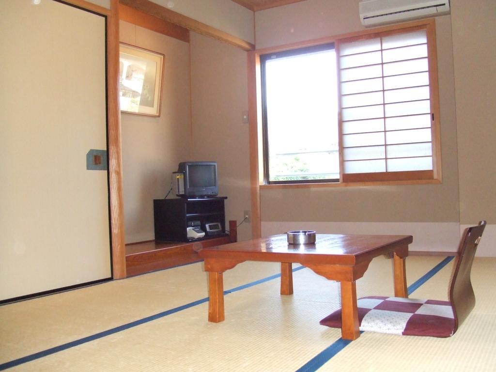 Ryokan Ginsuikaku Maizuru Exterior photo
