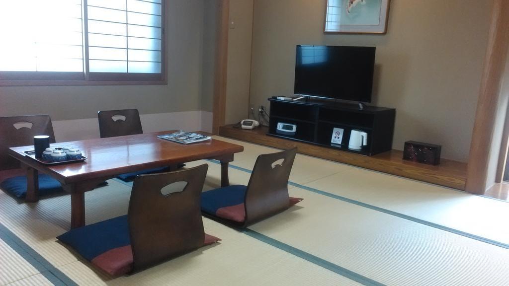Ryokan Ginsuikaku Maizuru Exterior photo